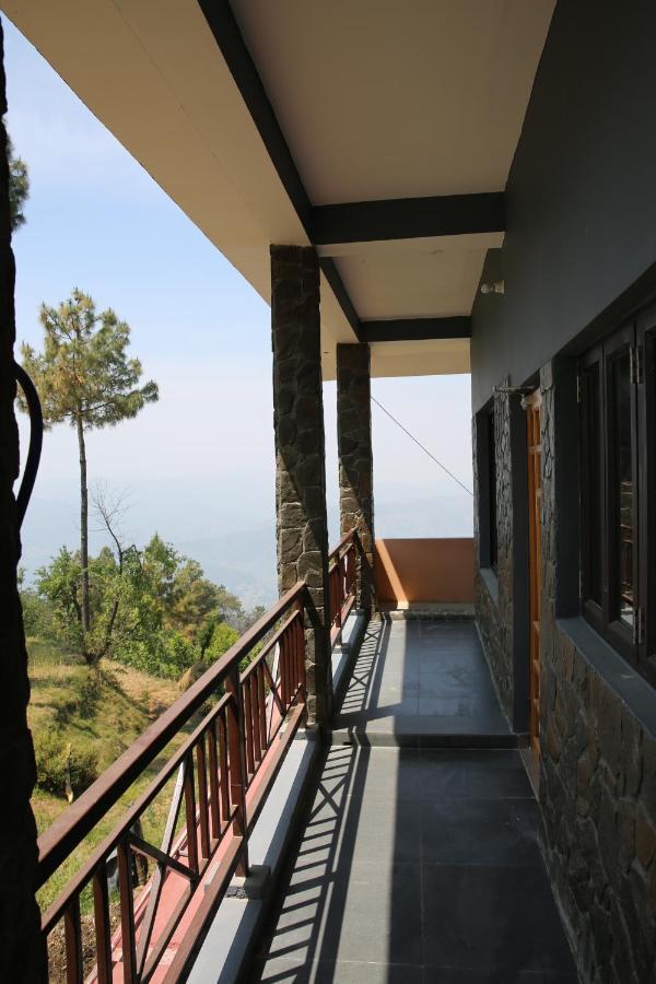 The Buransh Inn Almora Exterior foto