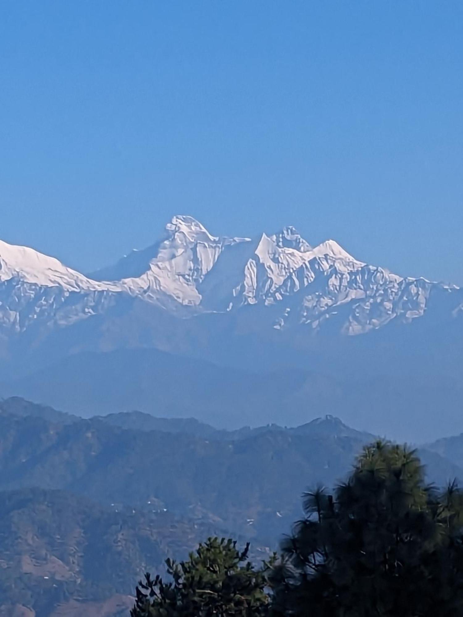 The Buransh Inn Almora Exterior foto